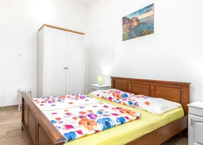 Ketty By Guide Vila Fazana